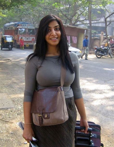 big boobs in hindi Search